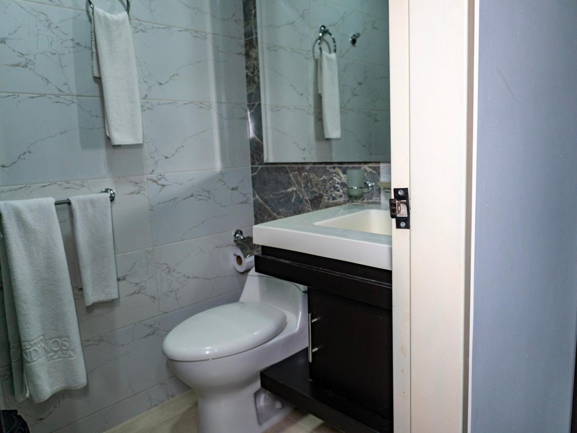 Hotel Andinos Plaza Florencia Florencia  Dış mekan fotoğraf