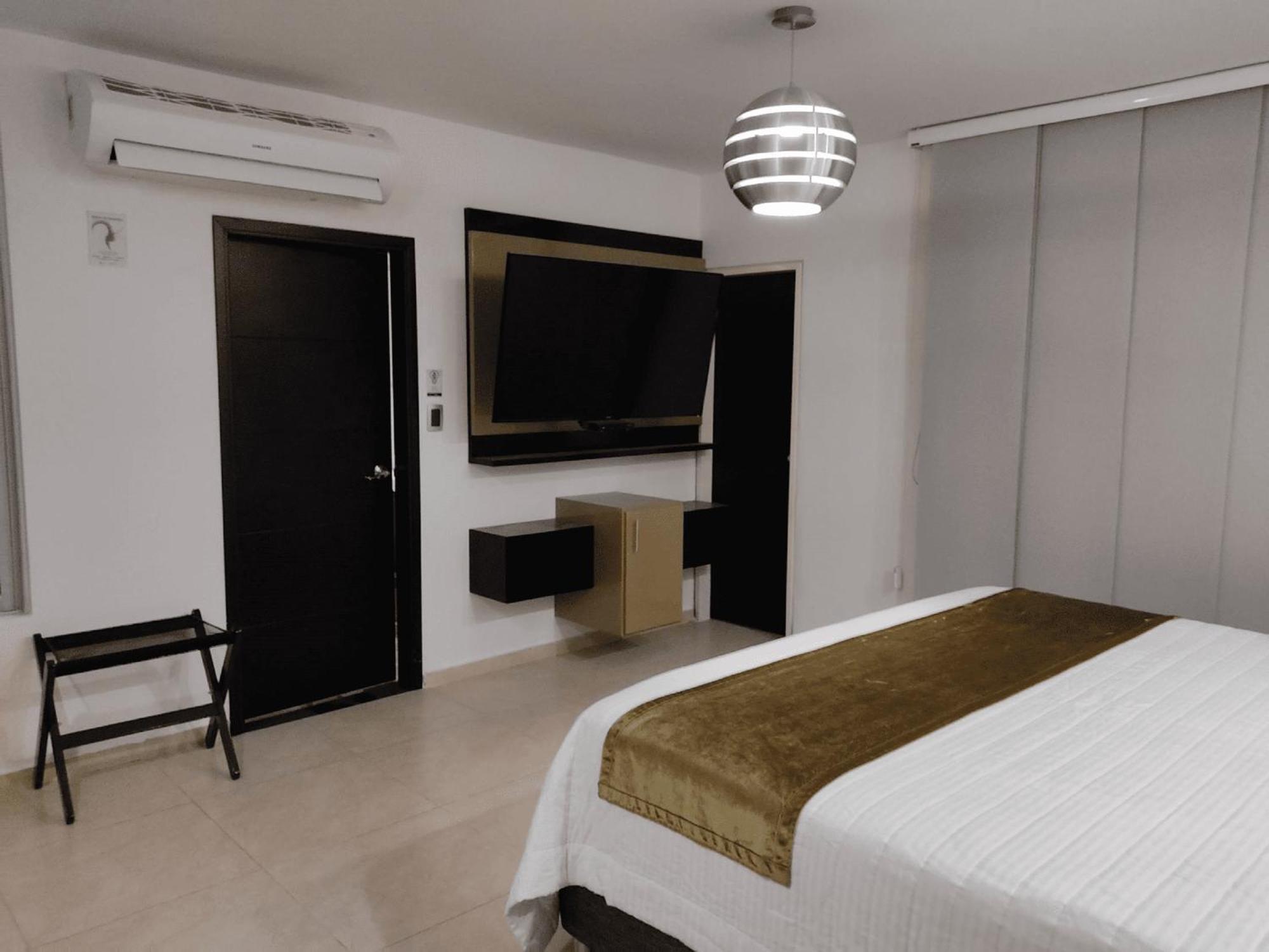 Hotel Andinos Plaza Florencia Florencia  Dış mekan fotoğraf