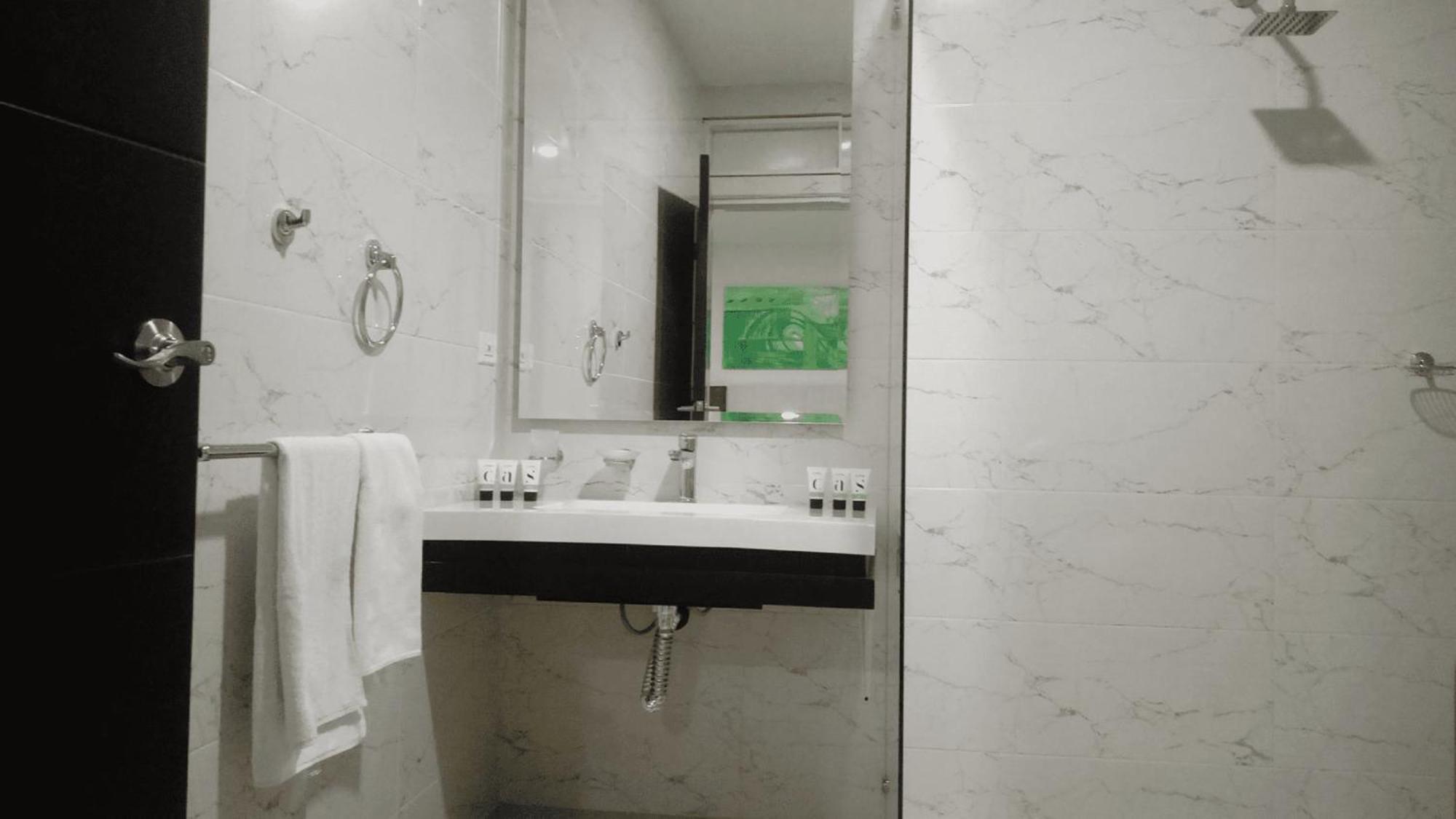 Hotel Andinos Plaza Florencia Florencia  Dış mekan fotoğraf